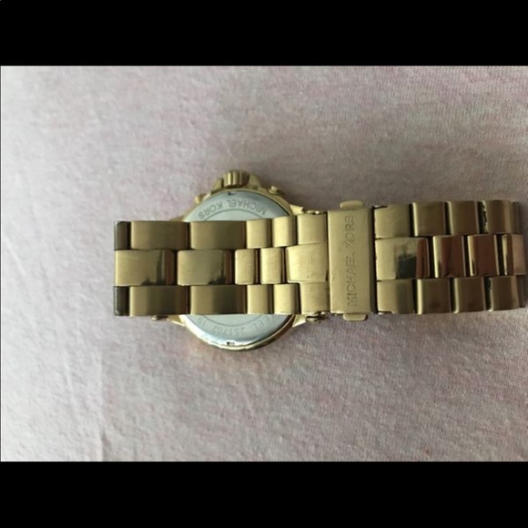 Michael kors watch - Picture 3 of 5
